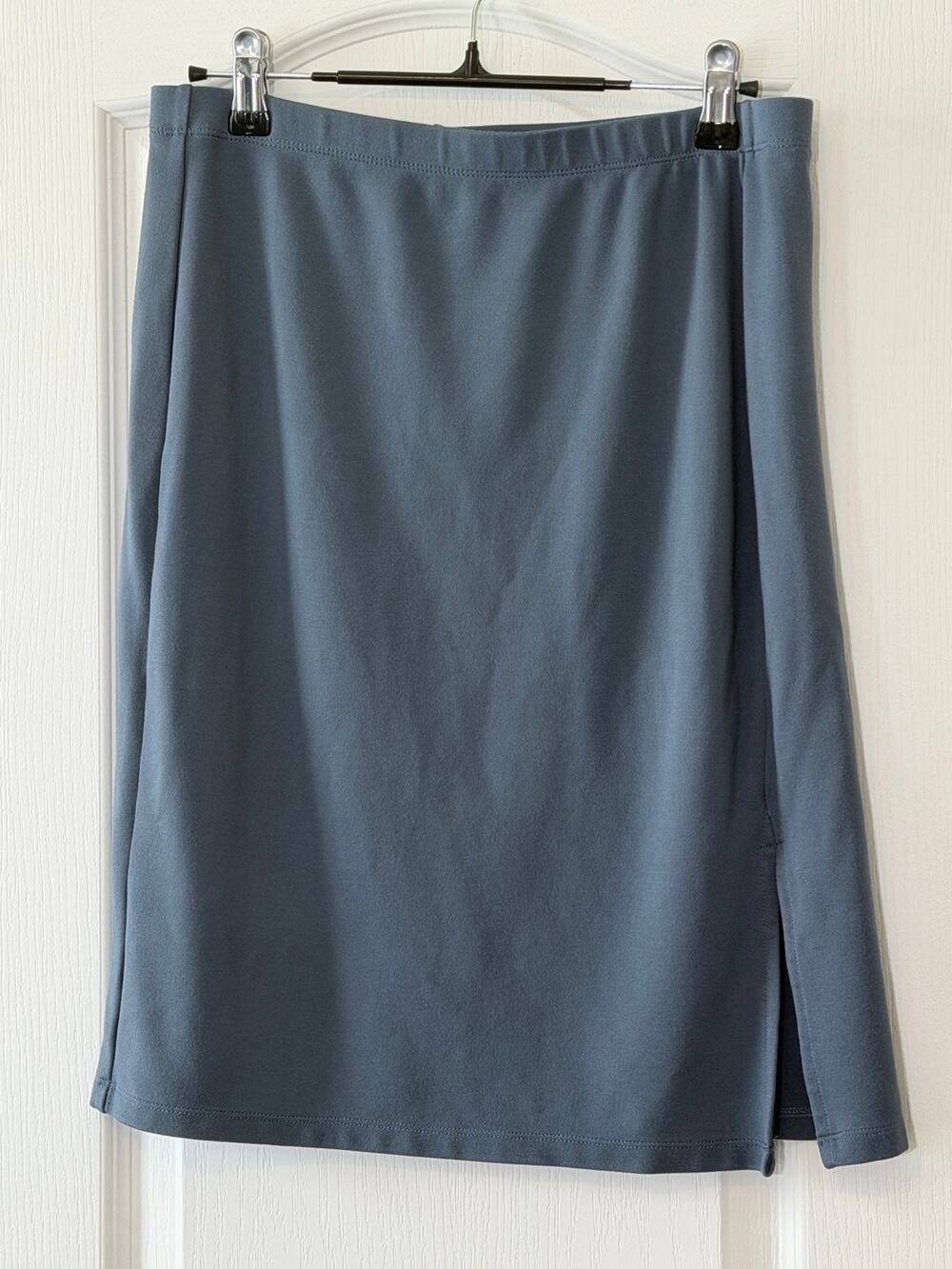T Tahari Slate Blue Midi Pencil Skirt Women's Size L Elastic Waist Side Slit